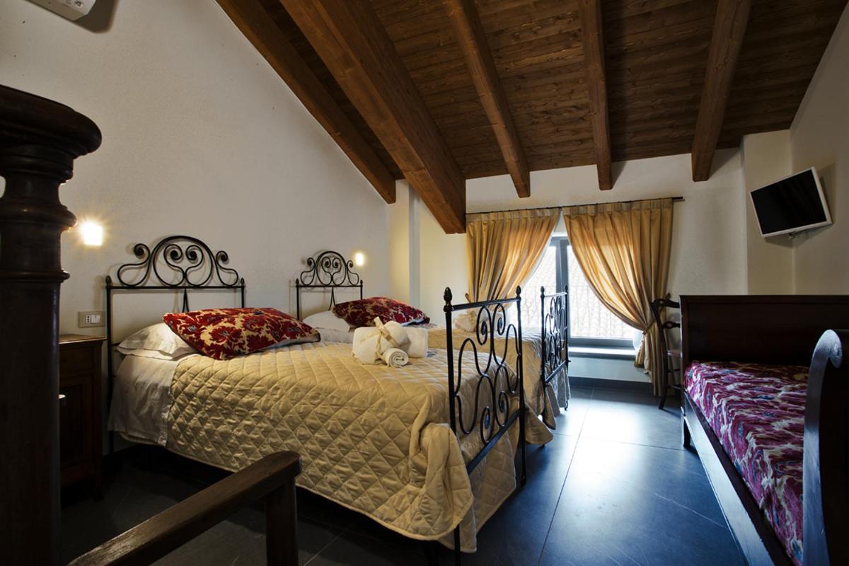 Agriturismo Tenuta Casteldardo Besenzone Bagian luar foto