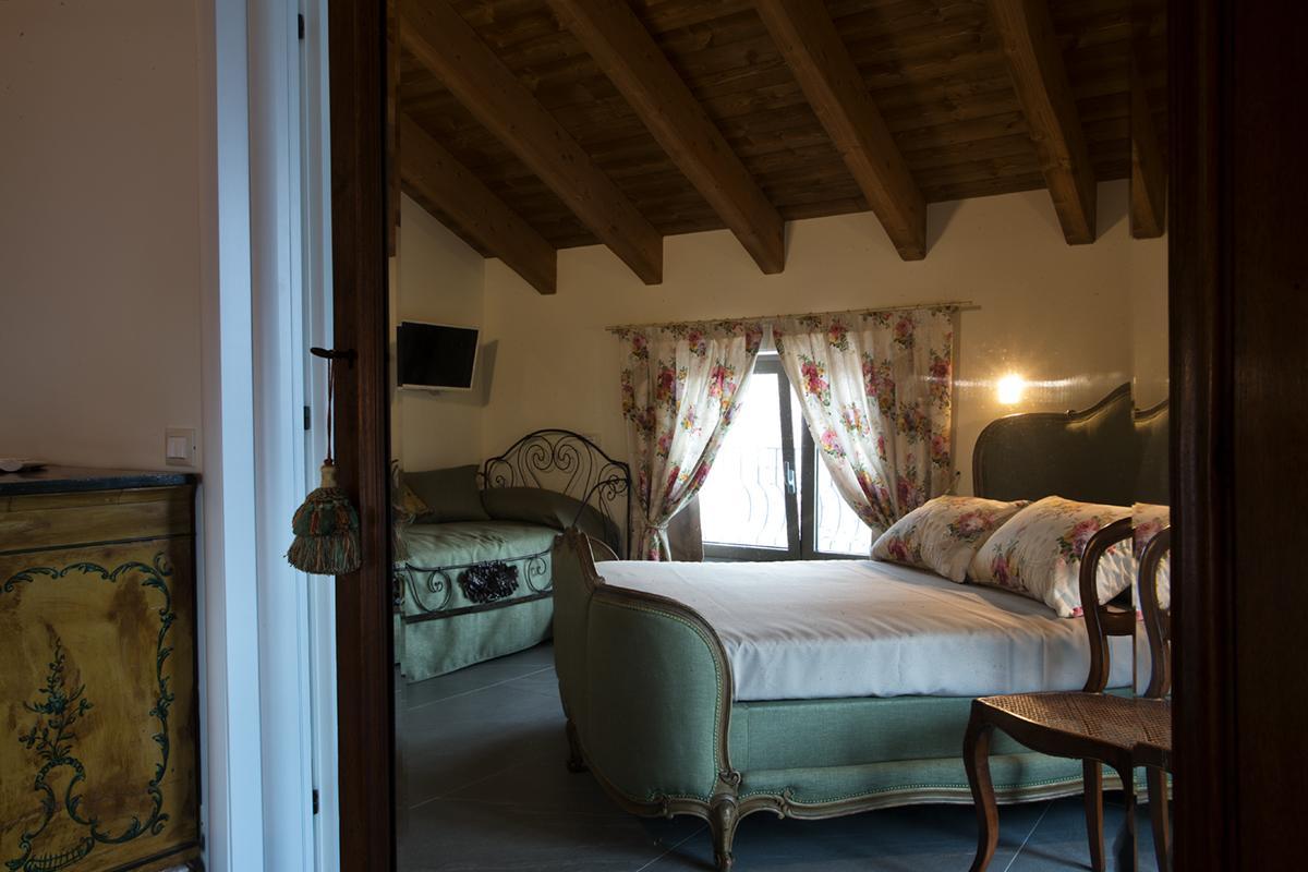 Agriturismo Tenuta Casteldardo Besenzone Bagian luar foto