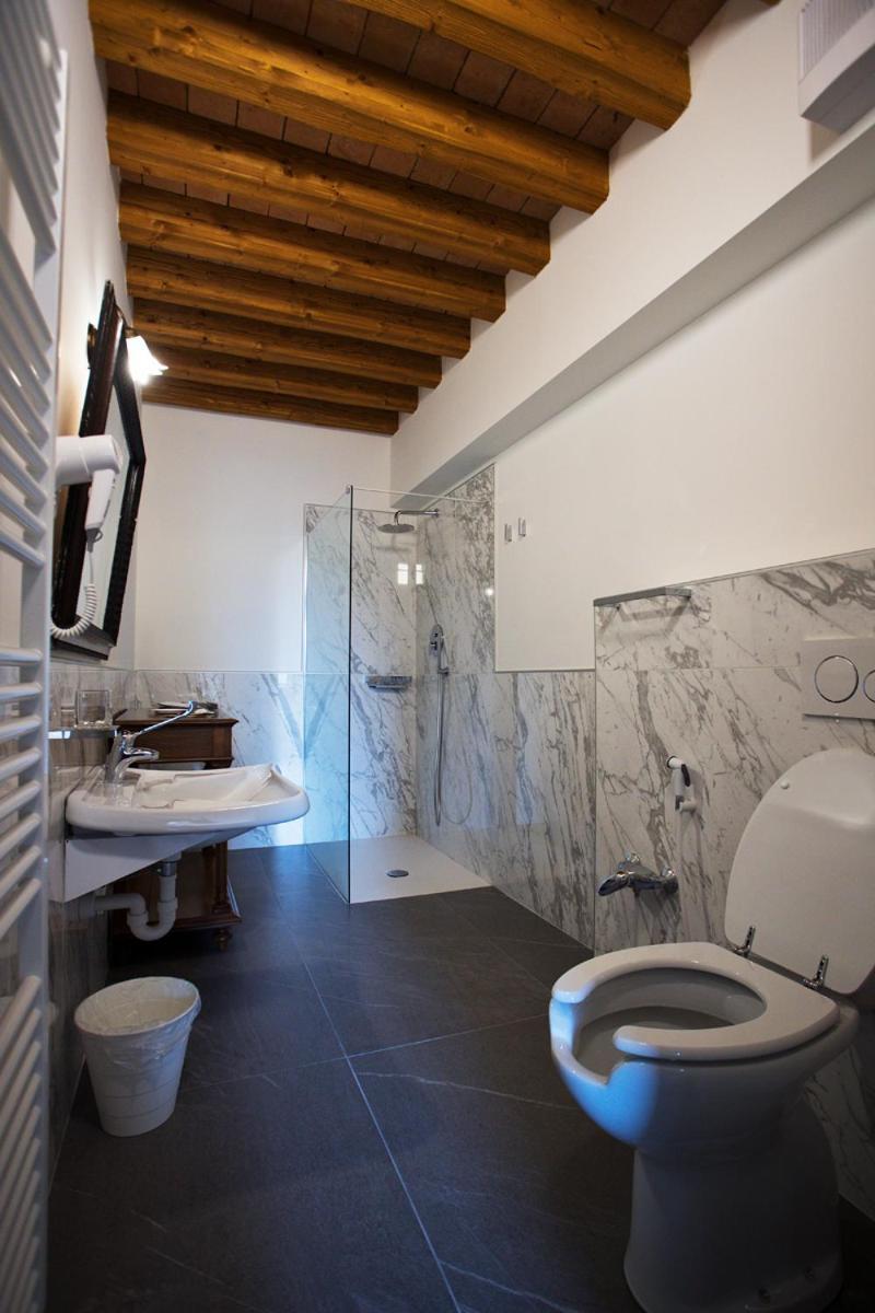 Agriturismo Tenuta Casteldardo Besenzone Bagian luar foto